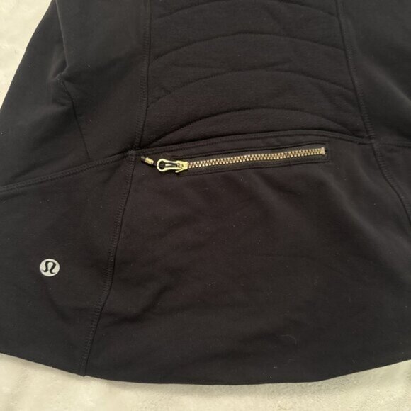 Lululemon Women's Fleece Out Jacket Fabrics and Zipper Vents in Black Size 10 - Picture 7 of 8
